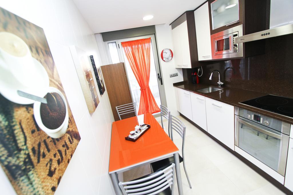J Tramuntana Planet Costa Dorada Apartman Salou Szoba fotó