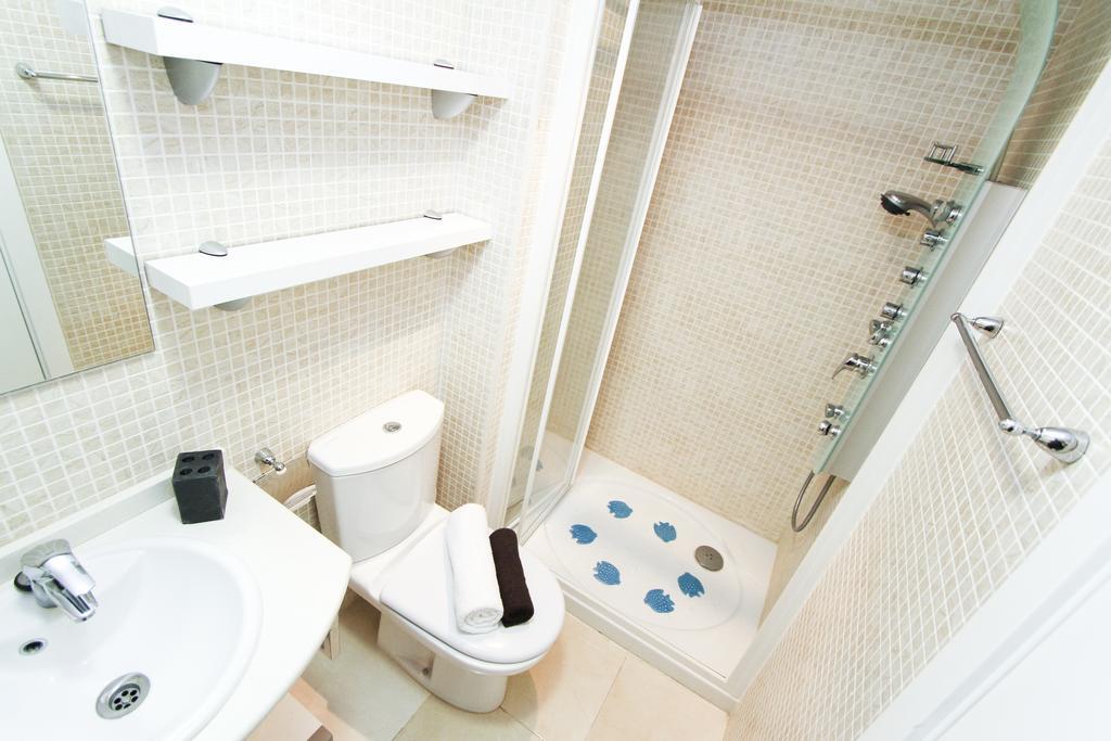 J Tramuntana Planet Costa Dorada Apartman Salou Szoba fotó