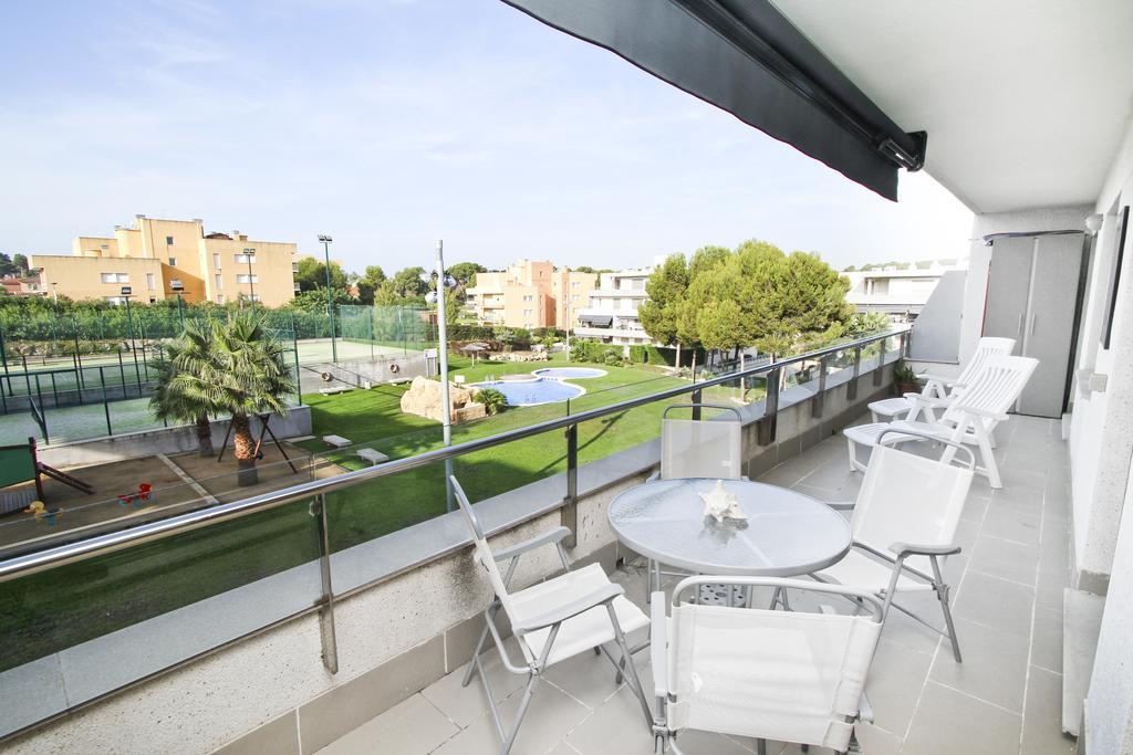 J Tramuntana Planet Costa Dorada Apartman Salou Szoba fotó